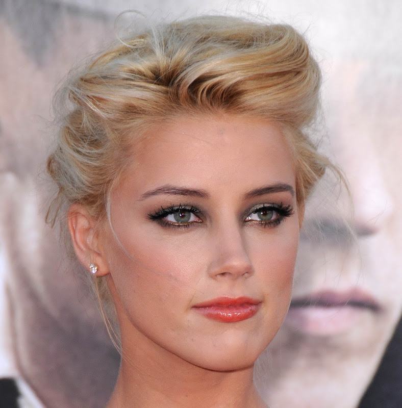 Amber Laura Heard is an American actress Heard's first starring role came
