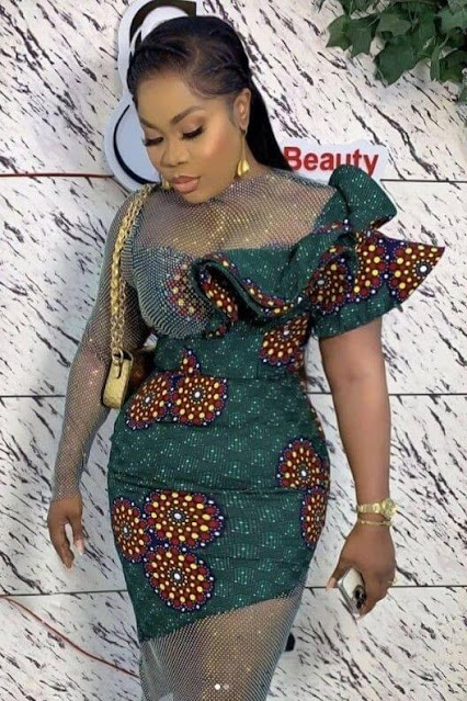 Latest Ankara Long Gown Styles 2022 For Ladies.