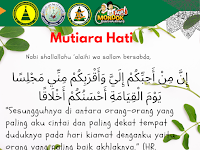 Orang yang paling baik akhlaknya