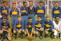 Club Atlético BOCA JUNIORS - Buenos Aires, Argentina - Temporada 1931 - Juan Evaristo, Dedovich, Spitale, Fosatti, Mutis y Arico Suárez; Nardini, Tarasconi, Varallo, Cherro, Alberino y Hanai (masajista) - En 1931, Boca Juniors ganó el primer campeonato de 1ª División de fútbol profesional en Argentina