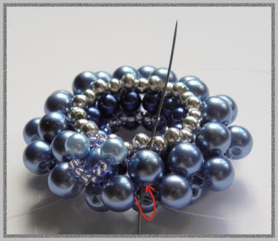 beaded donut pendant free pattern