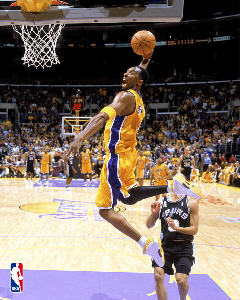 kobe bryant and lebron james dunk