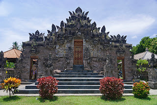 Lingkungan Pura Beji (Beji Temple)