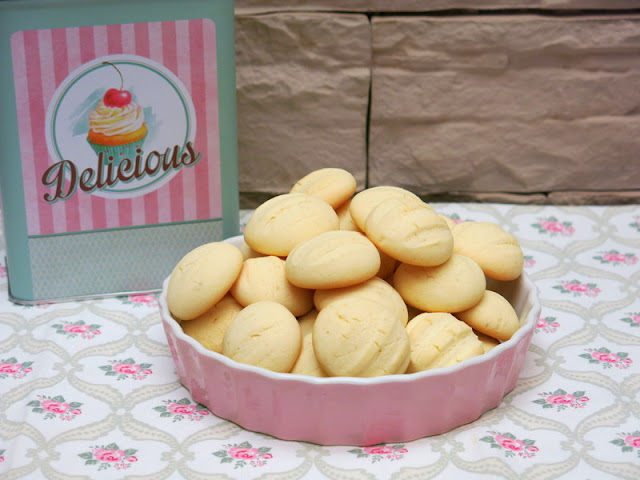 GALLETAS DE MAICENA Y LECHE CONDENSADA