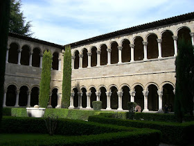 Claustro del monasterio de Ripoll
