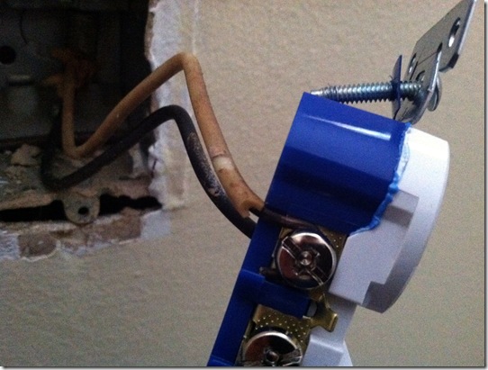How to Replace and Outlet_11