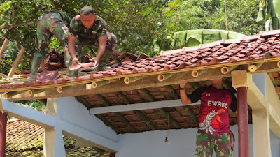 Pembangunan Poskamling Hampir Rampung, Dansatgas TMMD ke- 107 : Tingkat Kantibmas Desa