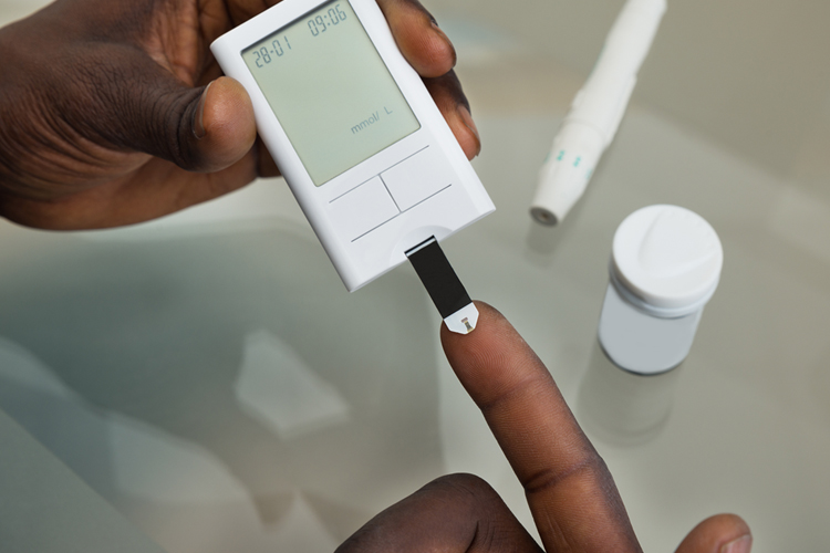 Các yếu tố ảnh hưởng đến kết quả của máy đo đường huyết