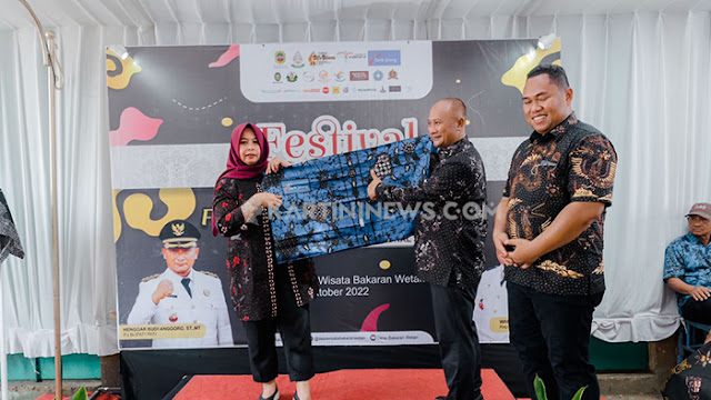 Festival Batik Bakaran Juwana Nguri Nguri Tradisi Lokal