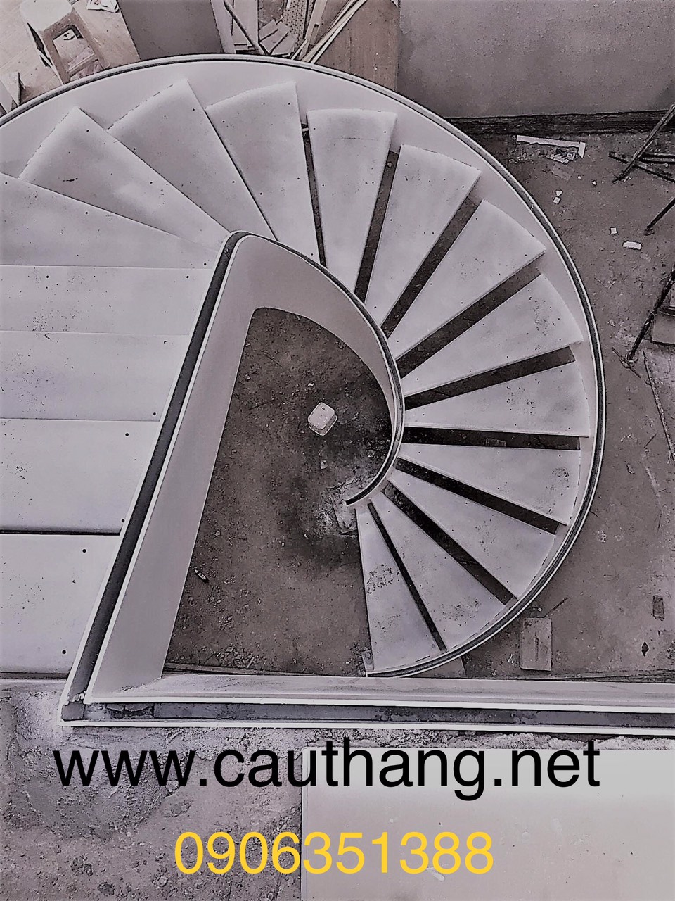 Cơ sở làm cầu thang sắt tại Hậu Giang