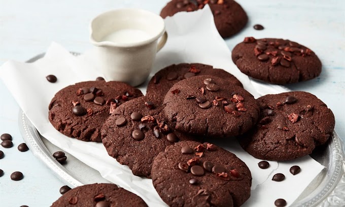 BISCOITINHOS DE CHOCOLATE