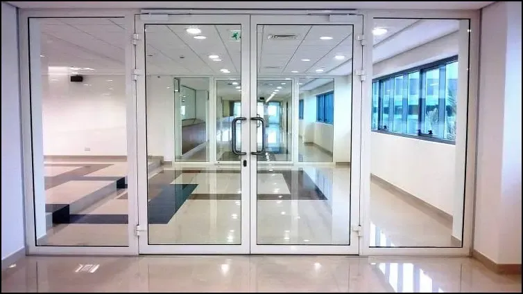 Rüyada Cam Kapı Görmek Ne Anlama Gelir?
