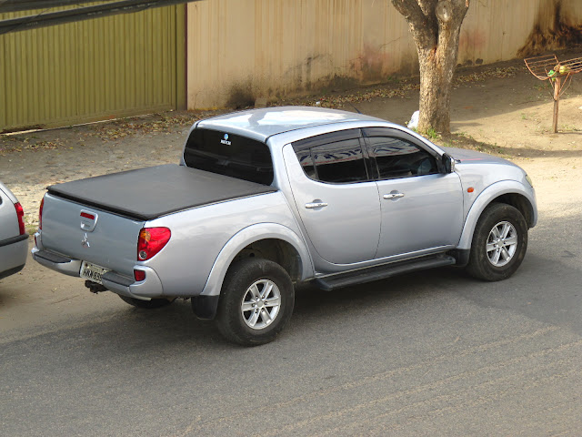 L200 PRATA HNM 8953