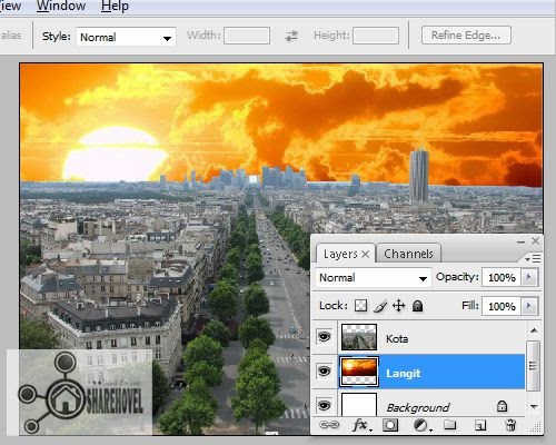 Masukan gambar langit kemudian atur posisinya - trik cara membuat efek sunset di photoshop