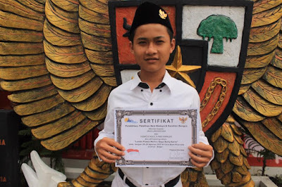 Dapet Sertifikat Lomba Pidato