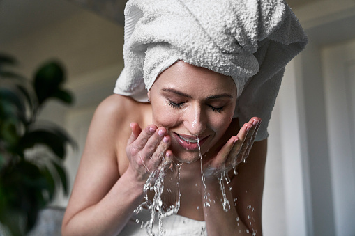 Regular Face Wash.