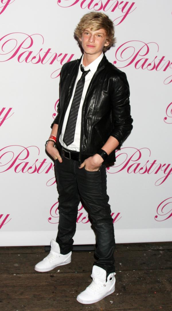 justin bieber posters 2011 to justin bieber pictures to print for free. justin bieber posters 2011 to