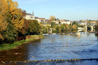 river and weir