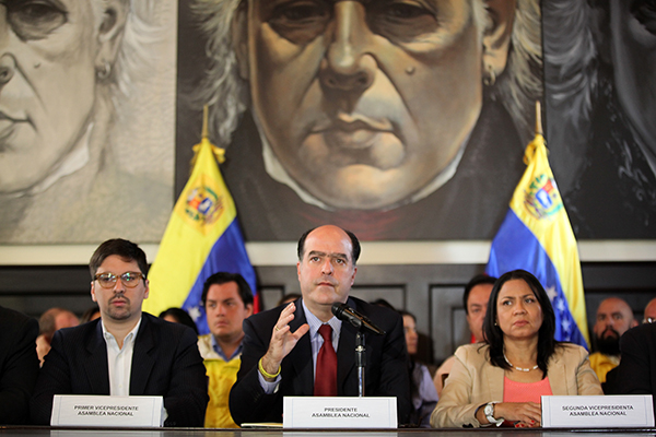 Borges: Maduro prueba que abandonó el cargo al no rendir cuentas ante la AN