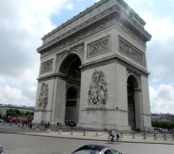 17050849 May 24 Other side of the Arc de Triomphe 