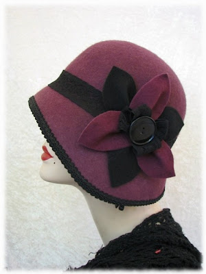 Flapper hat