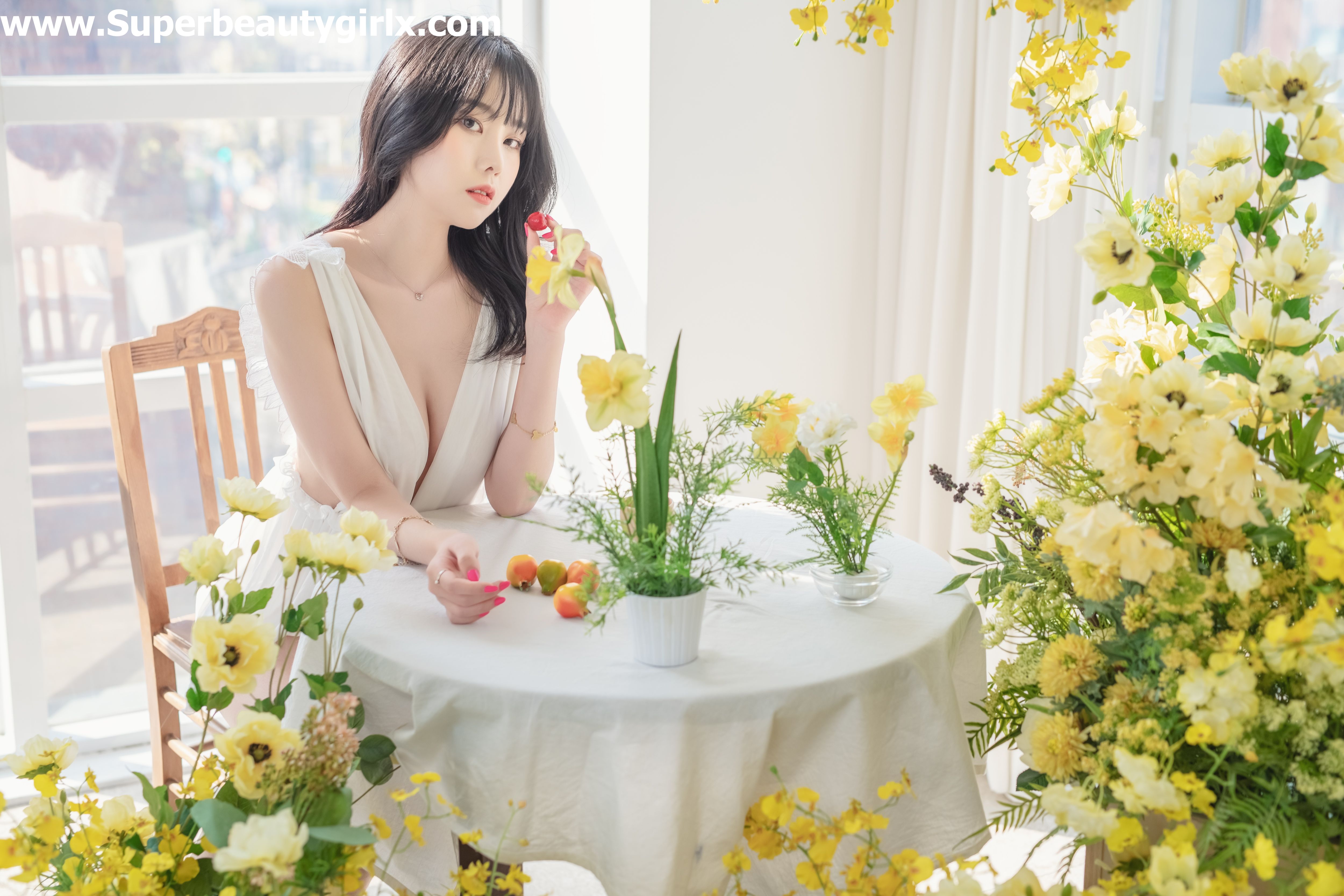 Patreon-Yuna-Flowers-Superbeautygirlx.com