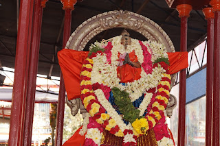 Aruvathimoovar Urchavam 20