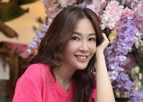 'People call me crazy': Jesseca Liu (刘芷绚 Liú zhǐ xuàn) recalls losing herself with friends, including going nude into hot spring, posted on Monday, 21 November 2022