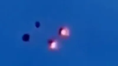 4 UFO Orbs connected by electromagnetic and silent.