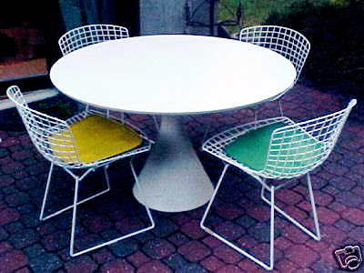 Site Blogspot  Table Chairs  Kids on Ebay Find Of The Day  Tulip Table And Bertoia Chairs