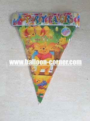 Bunting Flag Segitiga Motif WINNIE THE POOH