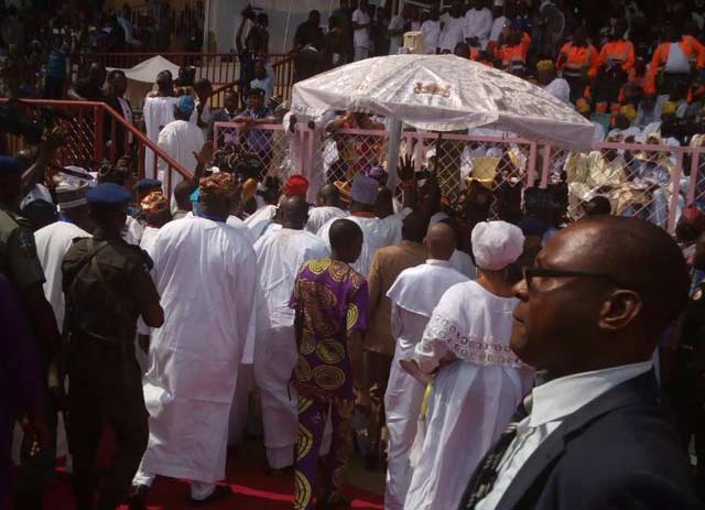 Photos updates: Amosun, Ooni Ife arrive at Akarigbo installation, as Adewale Ayuba entertains guests