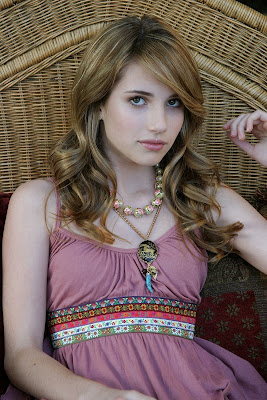 Emma Roberts Beautiful Hollywood Celebrity http://cd-bc.blogspot.com