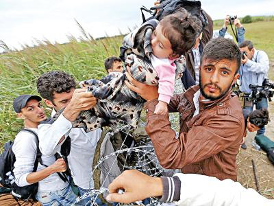 শরণার্থী, আইএস ও পুতিনের বছর ২০১৫ : বিবিসির আন্তর্জাতিক বিষয়াদি বিভাগের সম্পাদকের বিশ্লেষণ