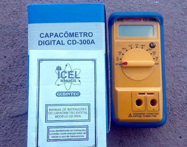 Capacímetro Icel CD-300A