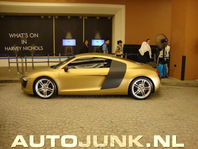 audi r8 blogspotcom. Golden Deluxe Car - Audi R8