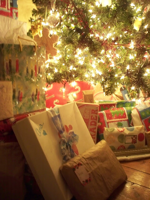 Re-used shopping bags and gift bags to make your Christmas more Eco-Friendly