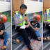 Viral: Polisi Tersenyum Saat Remaja Meratap dan Memintanya Untuk Tidak Menyita Sepeda Motornya