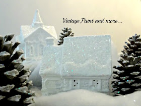 Vintage, Paint and more... white glitter house and pine cones