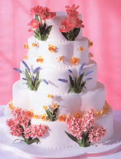 simple wedding cakes,wedding cakes,hawaiian wedding invitations,hawaiian wedding dresses,hawaiian wedding