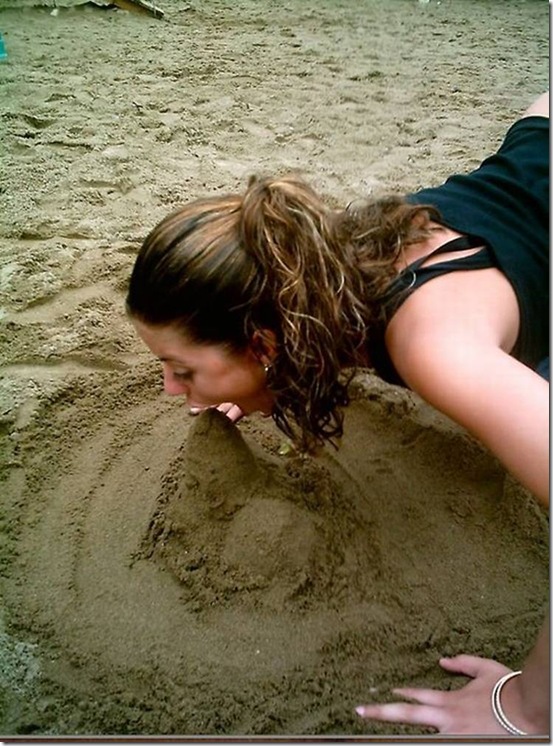 amusing_girls_and_sand_penises_14