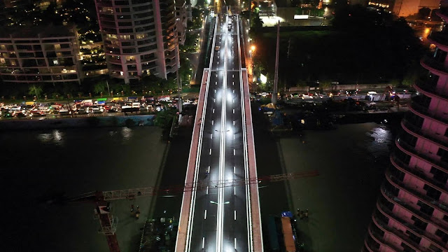 The new Estrella-Pantaleon Bridge at Night. Photo by the official DPWH Facebook Page