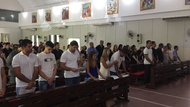 EMOÇÃO MARCA MISSA DE SÉTIMO DIA EM HOMENAGEM A PILOTO QUE MORREU NA QUEDA DO GLOBOCOP