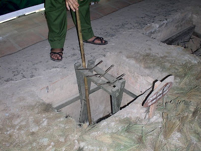 Trap Used By Vietnamese in War - Booby Traps Seen On www.coolpicturegallery.net
