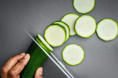 7 Home Remedies To Get Rid Of Dark Elbows And Knees