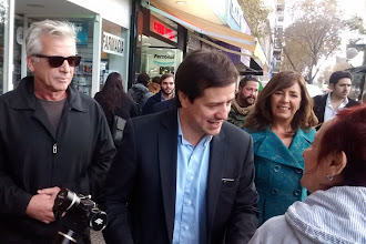 Mariano Recalde y Gerardo Romano recorren la avenida Santa Fe