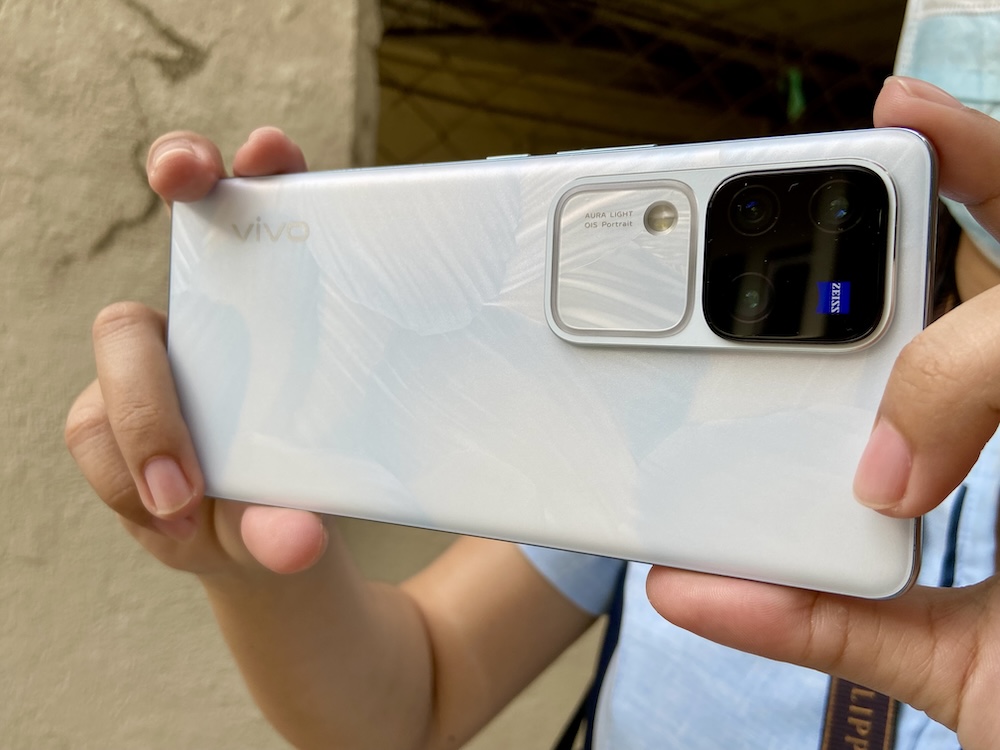 vivo V30 Pro Rear Cameras