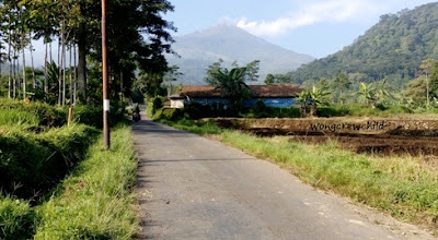 jalan menuju dlundung