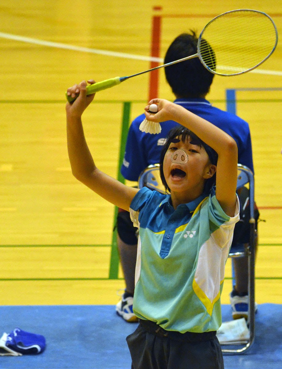 バドミントン写真を撮ろう 08 バド写真を広めに撮る4つの理由 うちの子バド部 バドミントン写真を撮ろう 08 バド写真を広めに撮る4つの理由 うちの子バド部