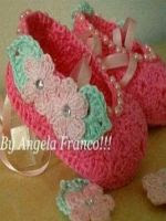 http://mrisolganchillo2.blogspot.com.es/2015/06/patrones-zapatitos-crochet-para-bebes.html?m=0